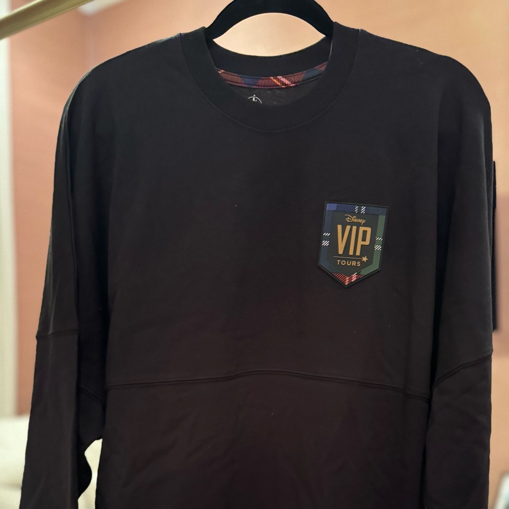 Black Xl VIP Tour Disney World Spirit Jersey